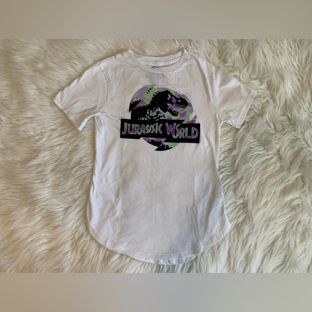 Jurassic World women’s T-shirt